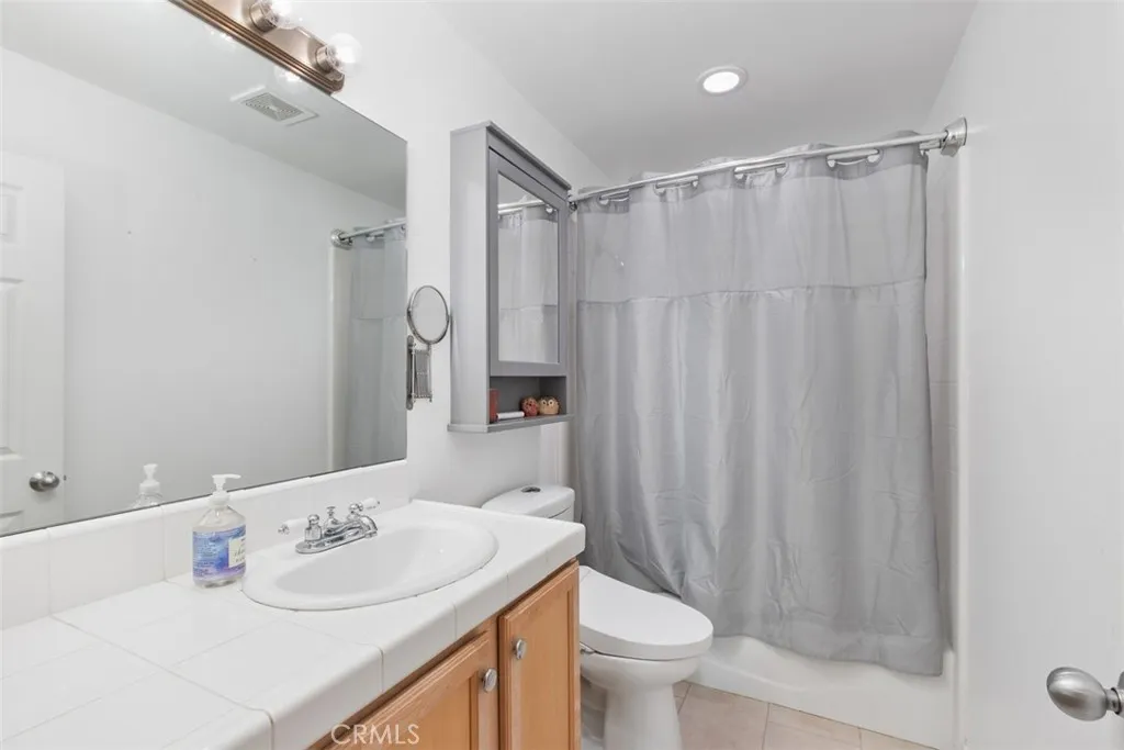 23505 Carancho Road, Temecula, California 92590 home-pic-58